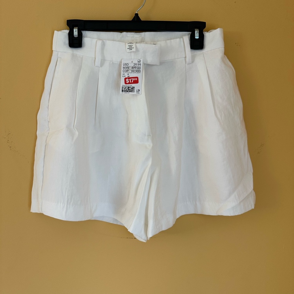H&M High Waist White Shorts